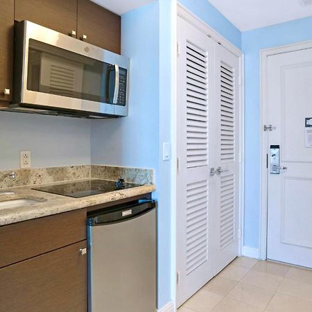 The Palms, Ocean View Studio Located At Ritz Carlton - Key Biscayne Miami Exterior photo